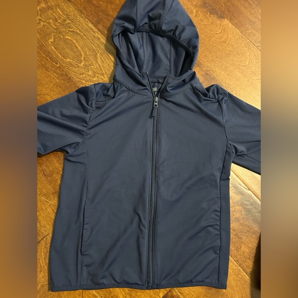 Lot of 3 Sweatshirts Sz 8, One NWTs - Picture 5 of 8